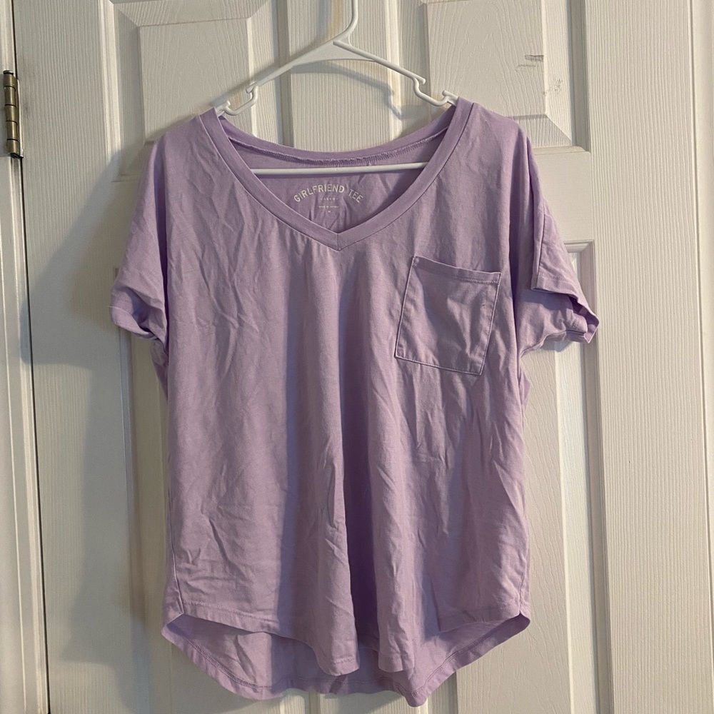 Aeropostale Size Medium Tee in Lilac